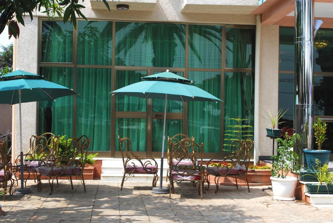 Jacaranda Hotel, Baher Dar Extérieur photo