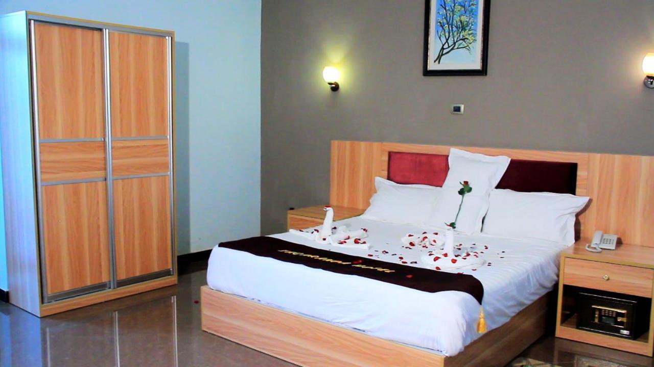 Jacaranda Hotel, Baher Dar Extérieur photo