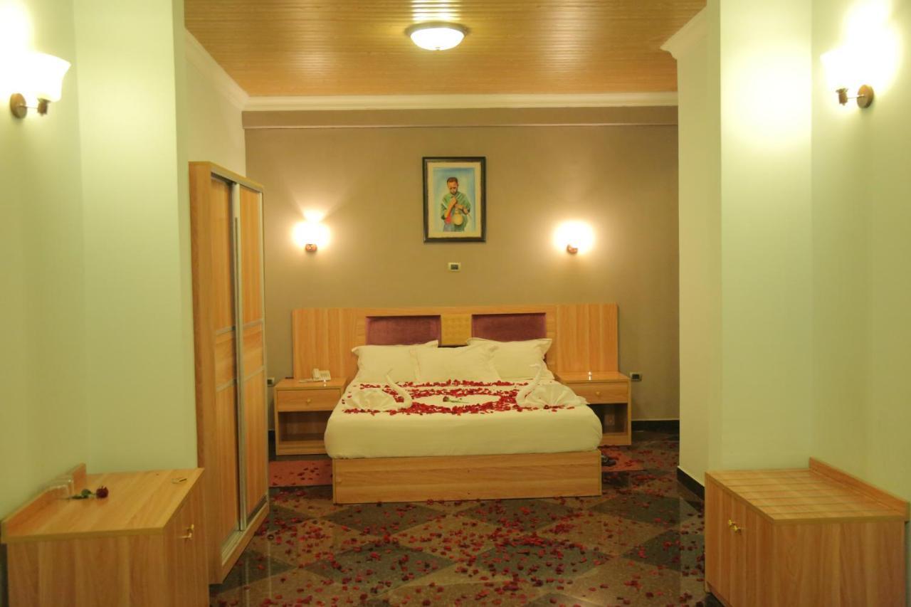 Jacaranda Hotel, Baher Dar Extérieur photo