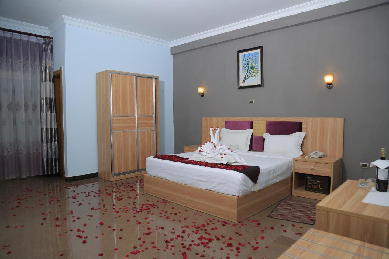 Jacaranda Hotel, Baher Dar Extérieur photo